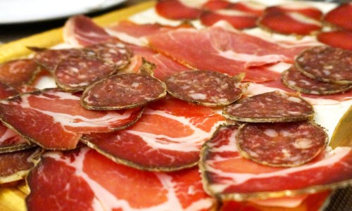 article cuisine corse charcuterie pretty chef