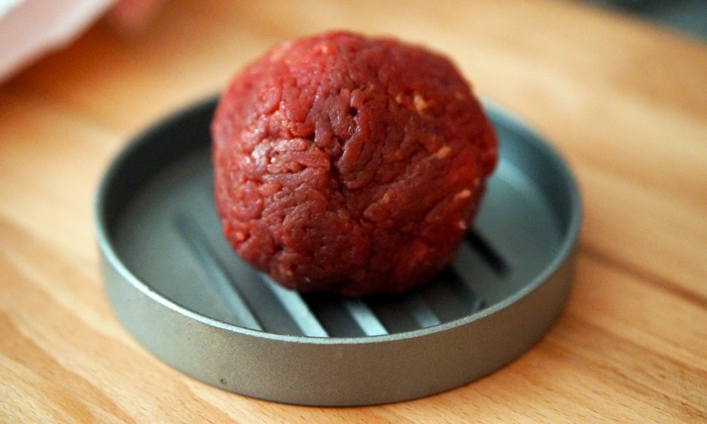 faire un boule de viande hachée