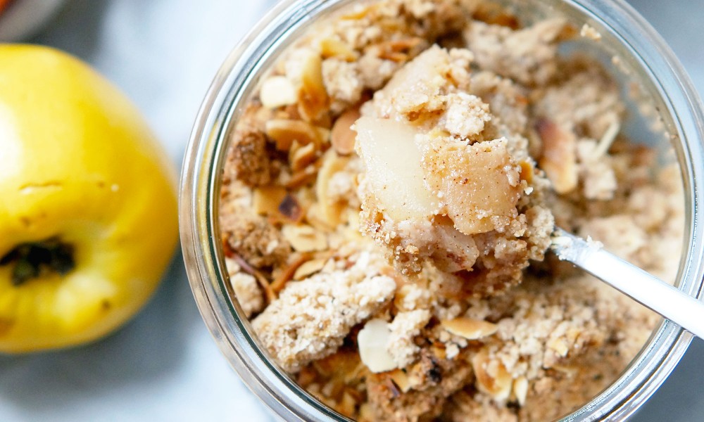 Crumble vegan, sans gluten aux pommes et coings 03